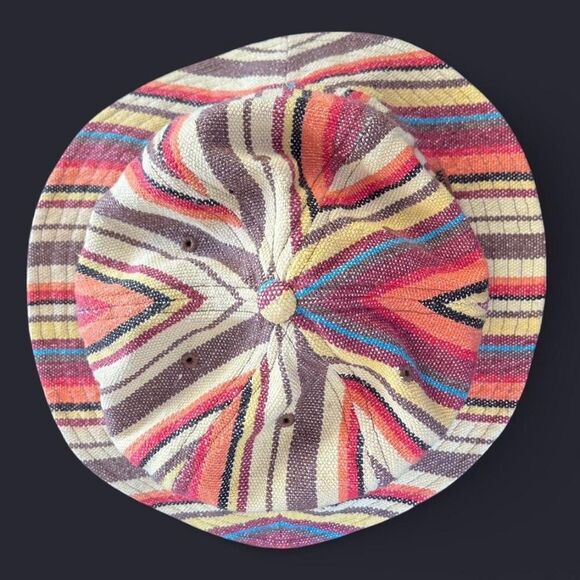 Volcom Size S/M Multi-coloured striped bucket hat - Picture 1 of 7